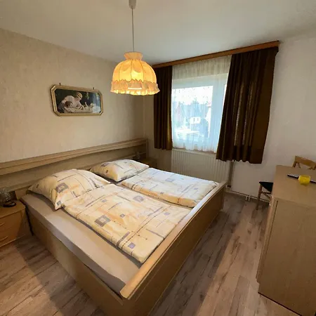 דירה Gaestehaus - Monteurzimmer בוקנם